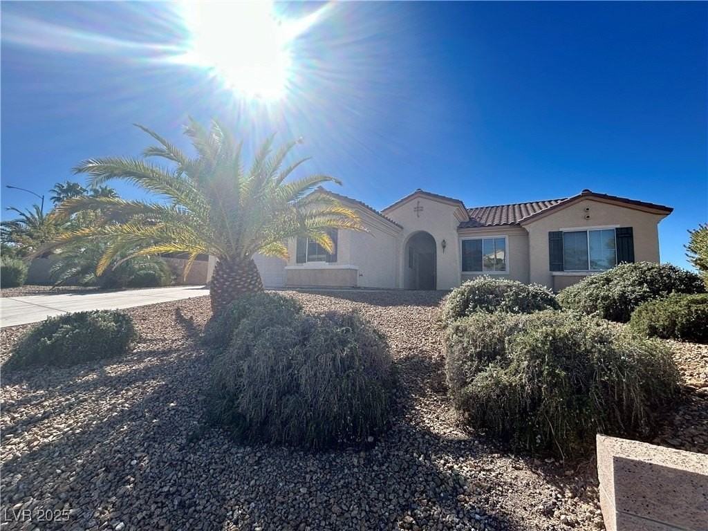 2487 Hardin Ridge Drive