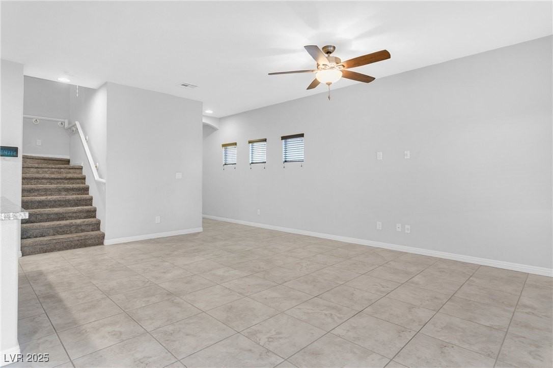 9404 Sand Tiger Avenue - Photo 6 of 50