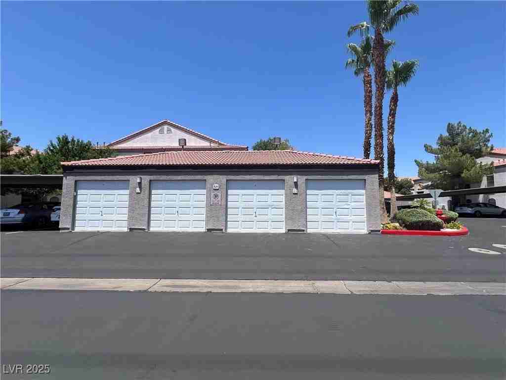 700 Carnegie St #2022 - Photo 6 of 27