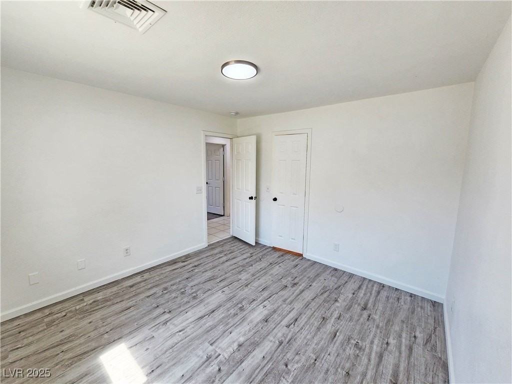 1821 Pershing Ave #B - Photo 7 of 27