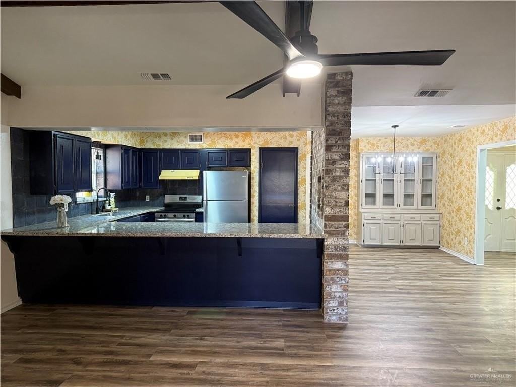 3207 N 20th St - Photo 2 of 8