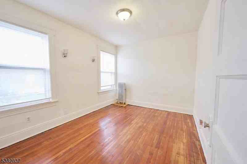 175 Madison Ave #1 - Photo 5 of 10