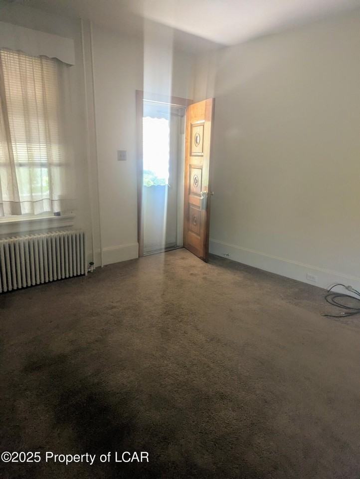 757 Mcnair St - Photo 6 of 31