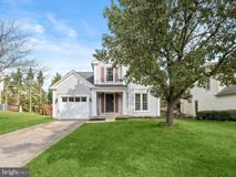 8806 Admiral Dr - Photo 1 of 1