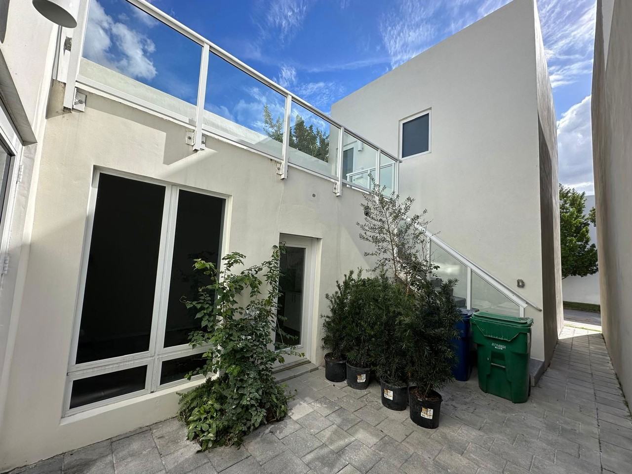 11389 Nw 87th Ln #9 - Photo 6 of 8