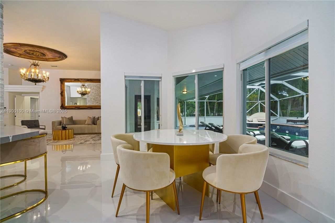 11066 46th Pl N - Photo 7 of 50