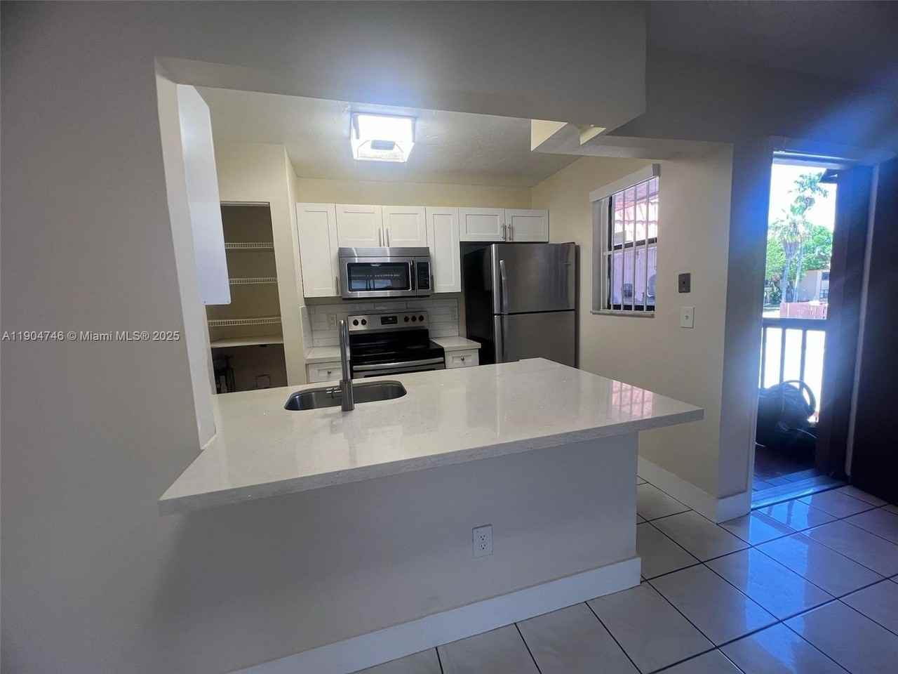 6560 W 27th Ct #2157