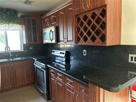 1718 N 27th Ave - Photo 1 of 1