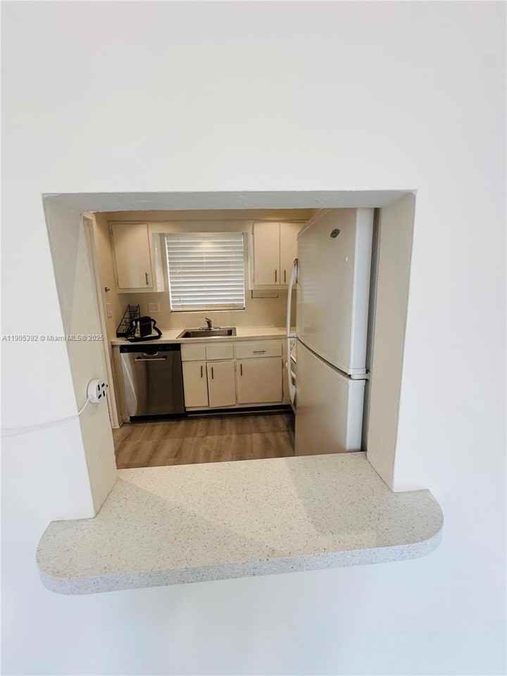 7505 Sw 82nd St #211 - Photo 5 of 17