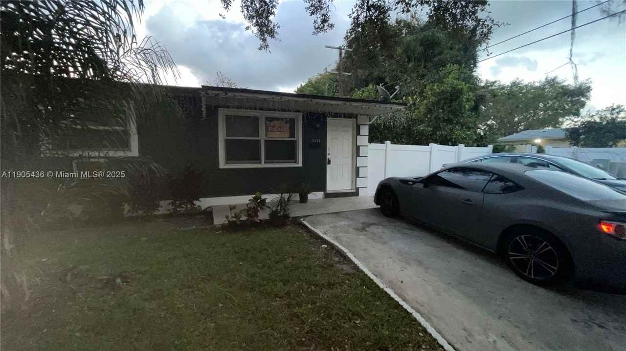 6390 Hayes St #2 - Photo 3 of 31