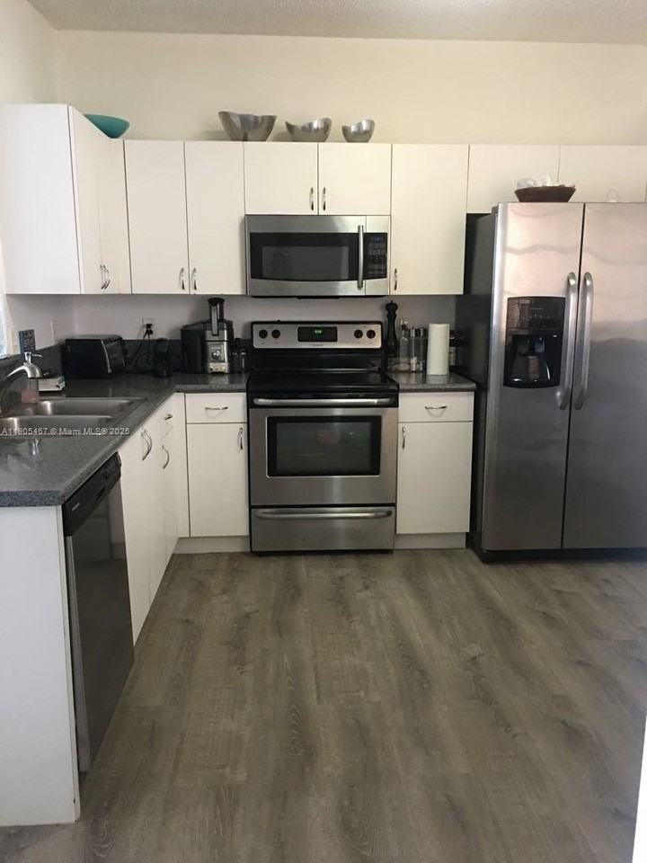 3870 San Simeon Circle #0 - Photo 3 of 23