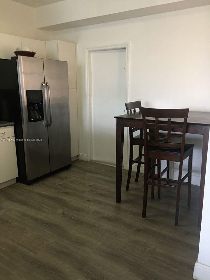 3870 San Simeon Circle #0 - Photo 5 of 23