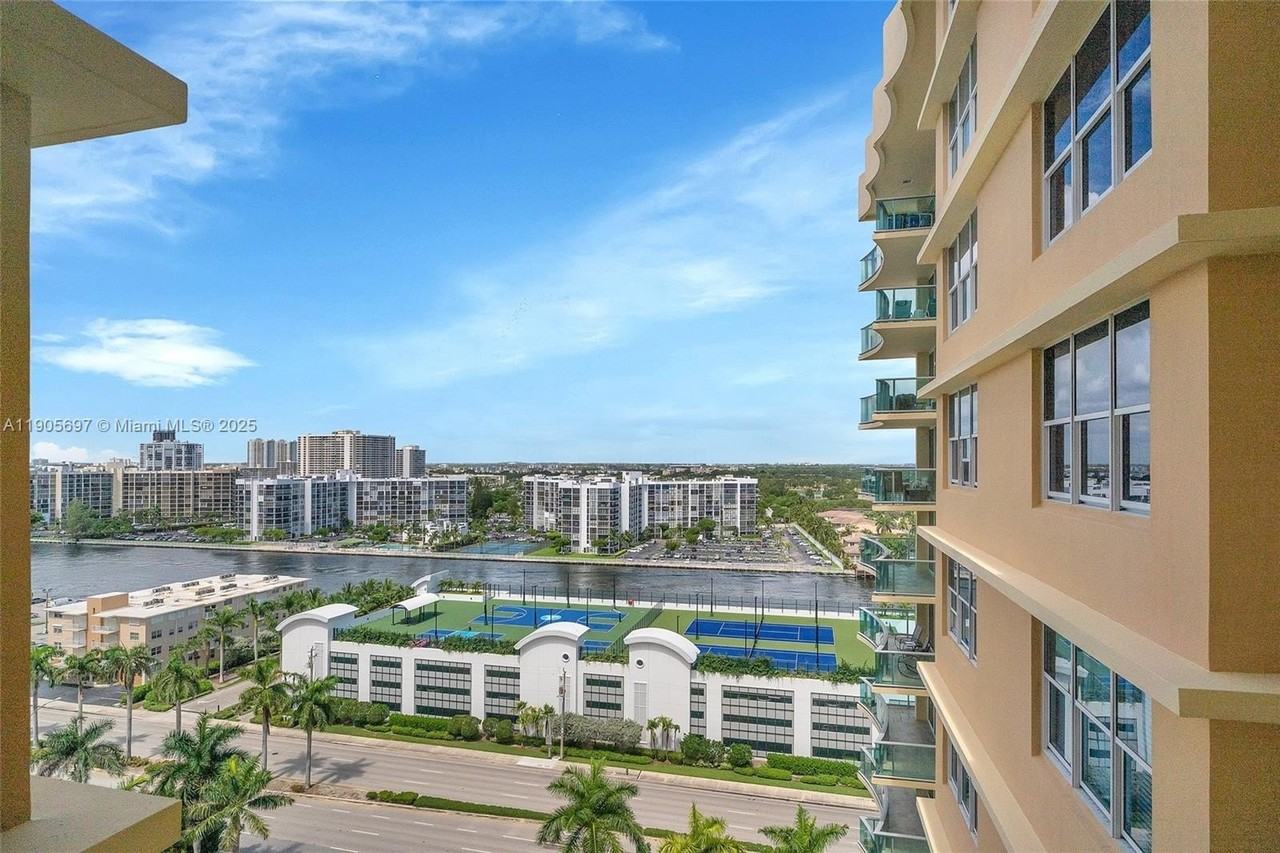 2501 S Ocean Dr #1432 - Photo 6 of 27