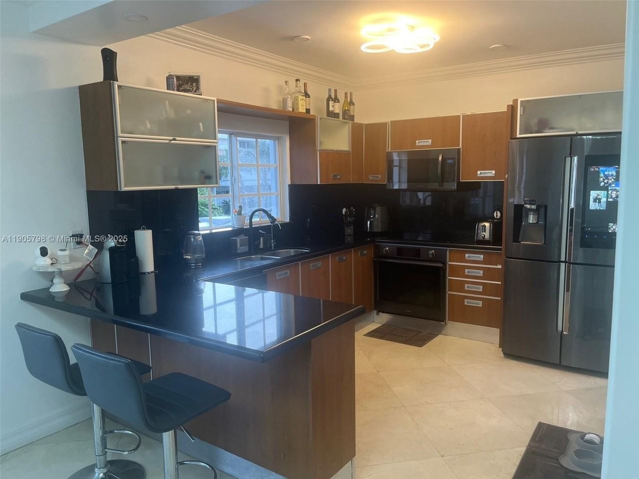 3915 Ne 168th St #3915 - Photo 7 of 40