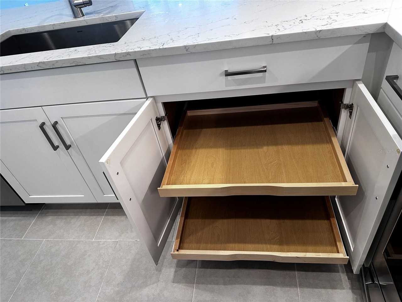 24835 Buckingham Way - Photo 5 of 47