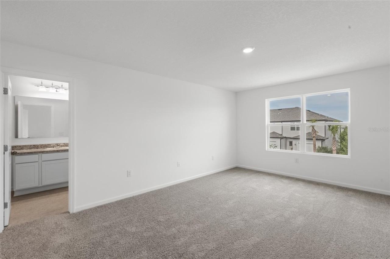 377 Grand Pine Ln - Photo 6 of 27