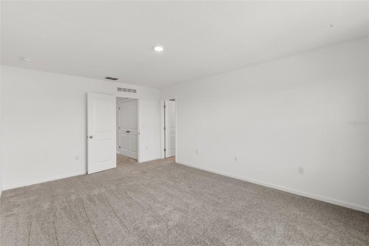 377 Grand Pine Ln - Photo 7 of 27