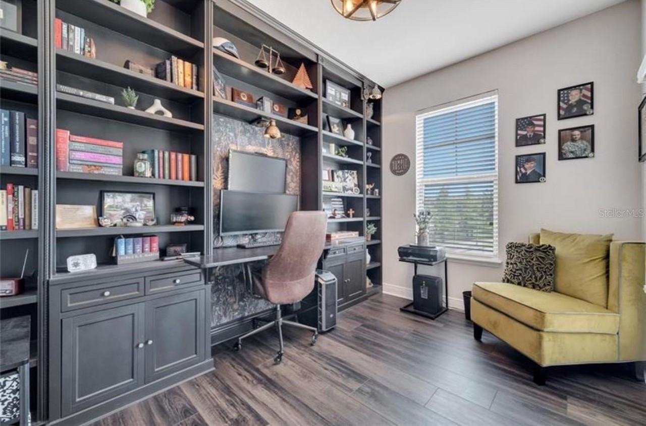 9997 Town Lake Dr - Photo 4 of 8