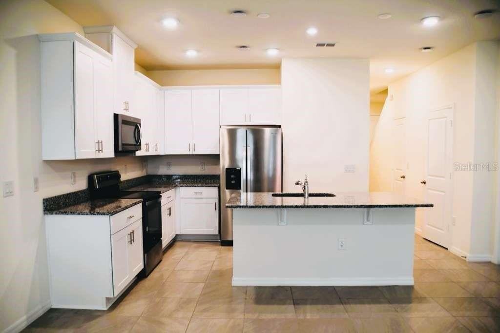 4538 Small Creek Rd - Photo 4 of 19