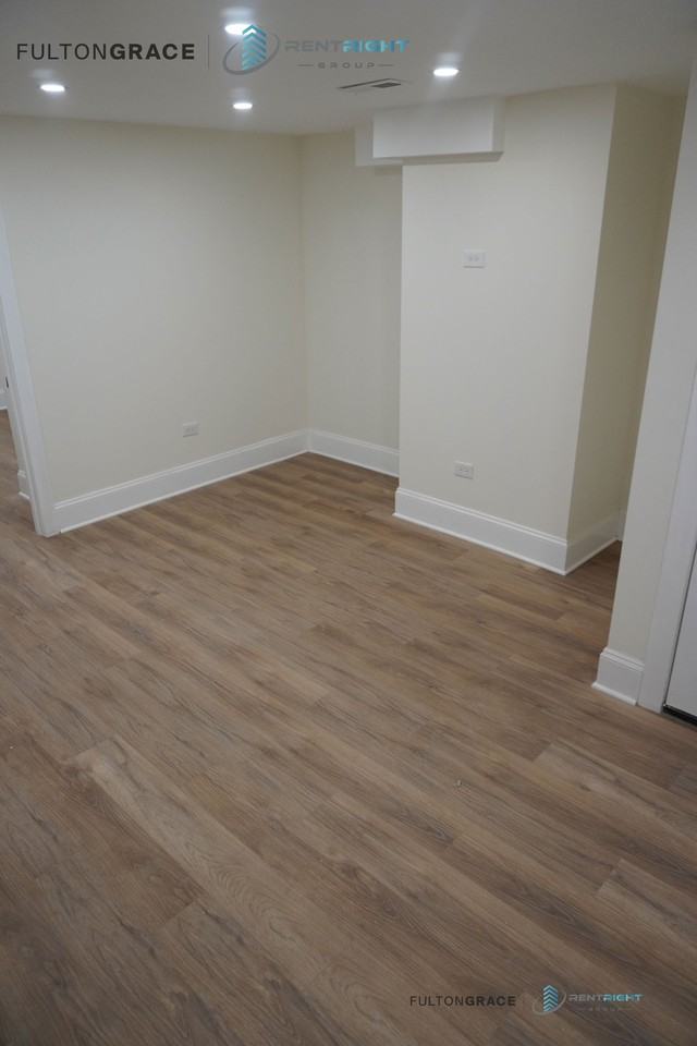 4636 N Hamilton Ave #1 - Photo 3 of 8