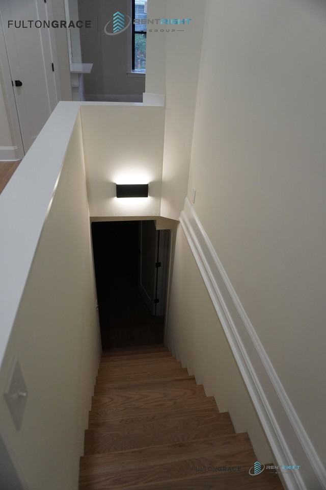 4636 N Hamilton Ave #1 - Photo 5 of 8