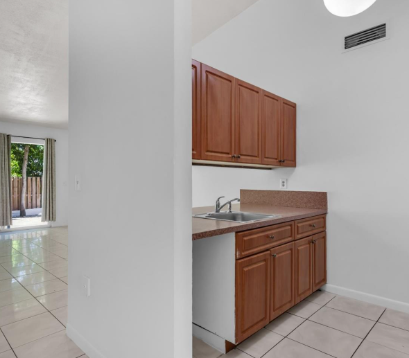 6713 Nw 188th Ter - Photo 2 of 8