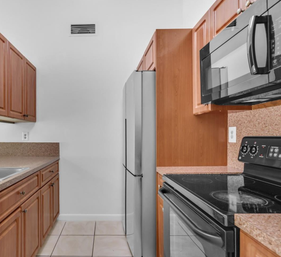 6713 Nw 188th Ter - Photo 3 of 8