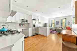 382 Bergen St - Photo 1 of 1