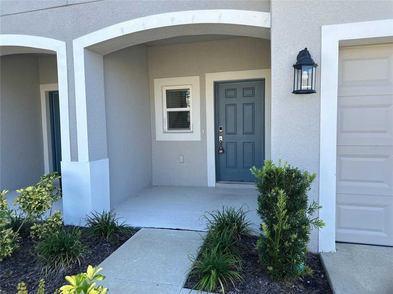 2416 Paravane Way - Photo 2 of 35