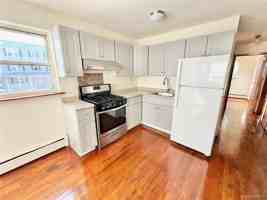 featured image of 66 Oak St #2F