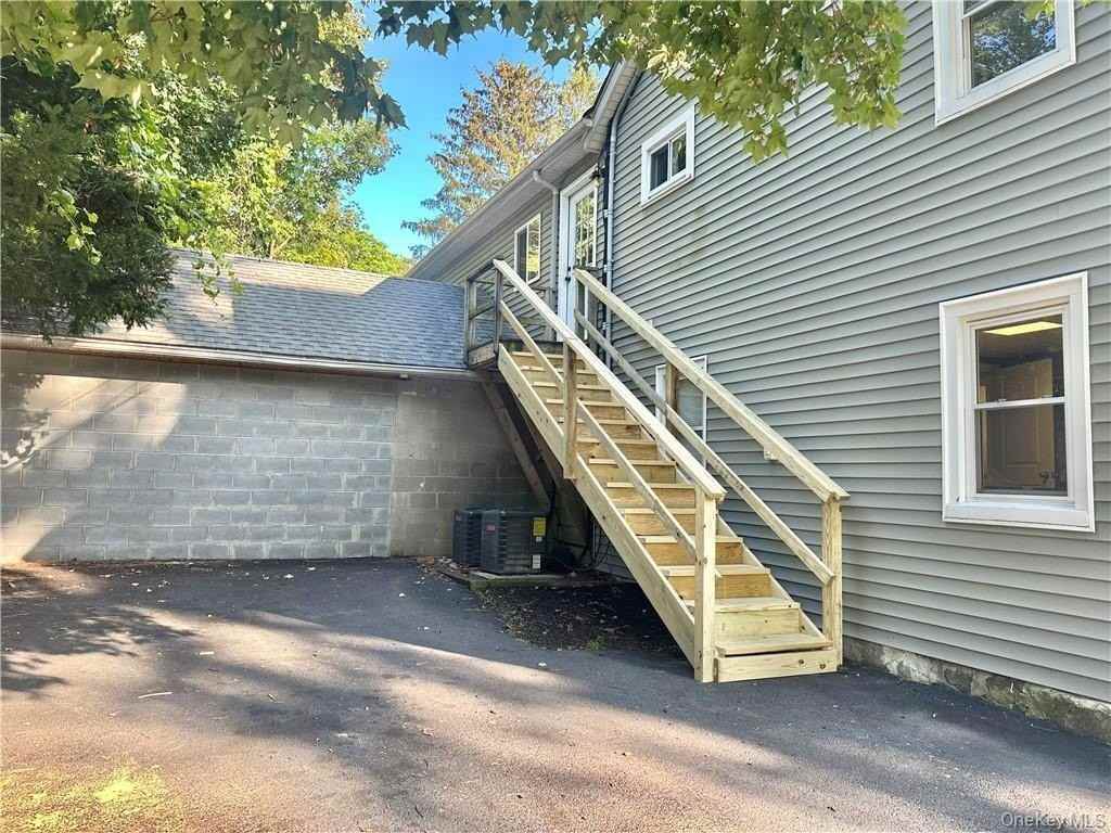 2332 State Route 300 - Photo 2 of 14