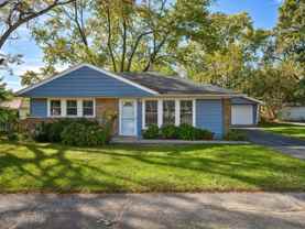 353 Blackhawk Dr - Photo 1 of 1