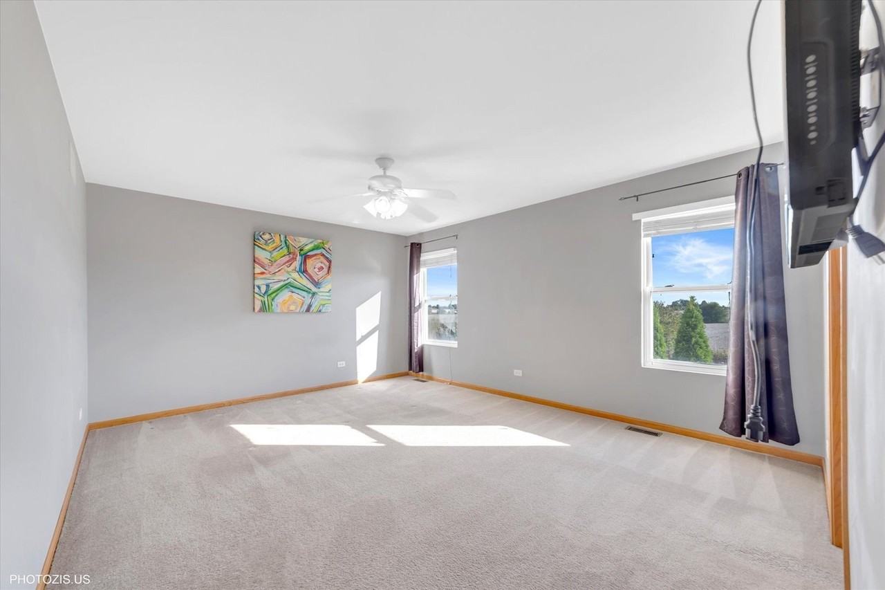 24525 Champion Dr - Photo 7 of 50