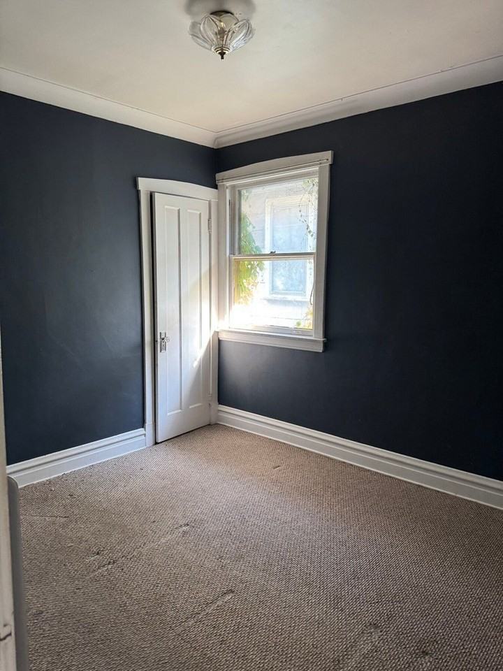 4741 N Kilbourn Ave #2 - Photo 6 of 10