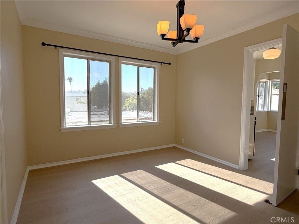 3357 Sunnynook Dr - Photo 5 of 17