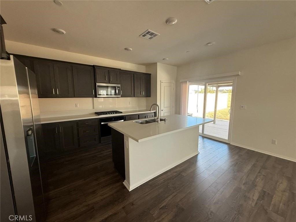 14180 Astra St - Photo 6 of 38