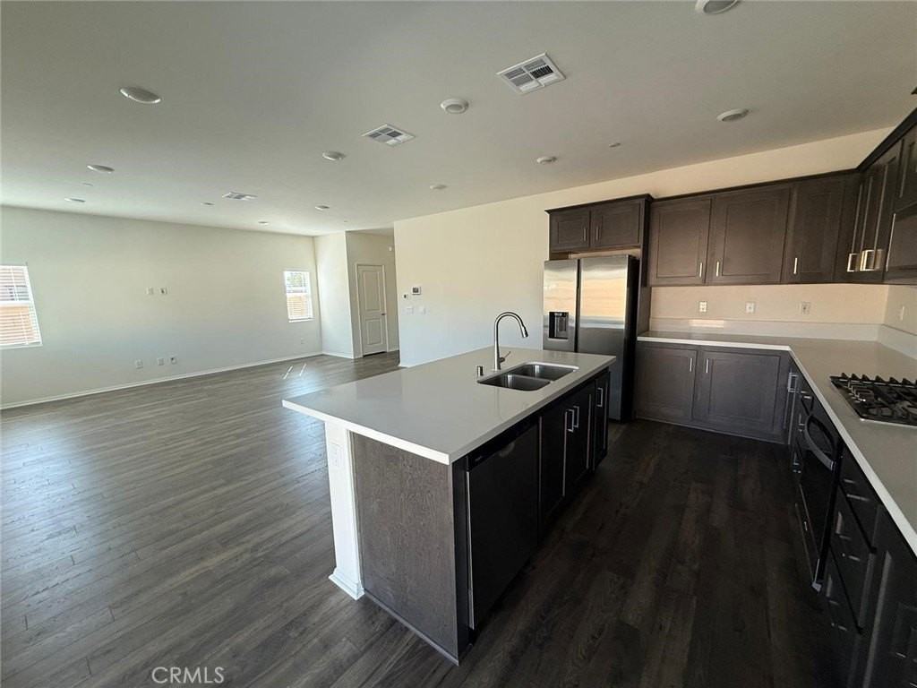 14180 Astra St - Photo 7 of 38