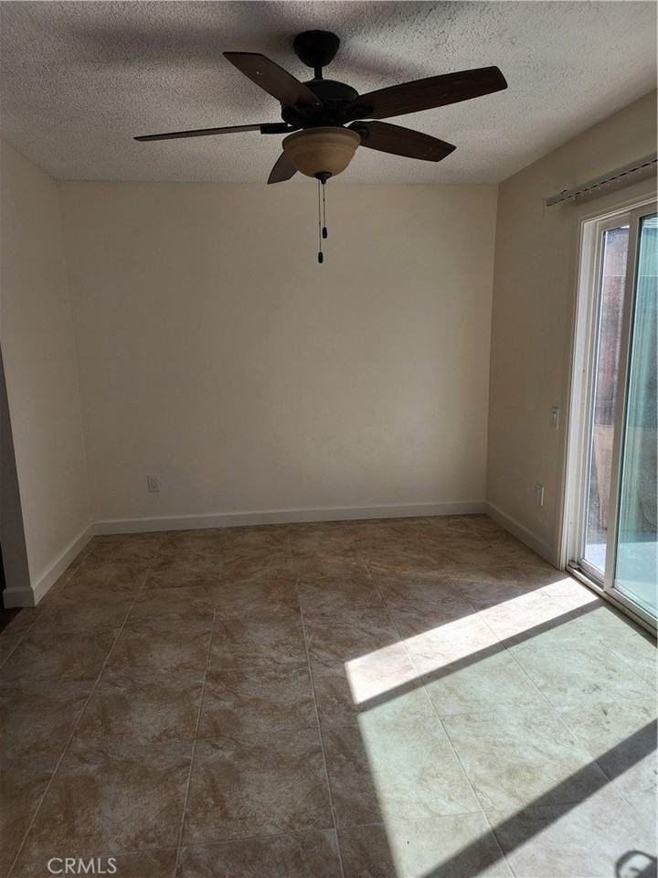 402 W Kelly Ave #A - Photo 5 of 13