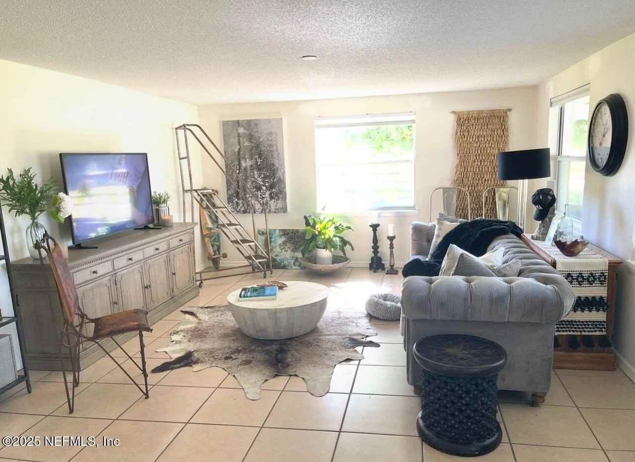 28541 Trigg Rd Unit A #A - Photo 7 of 20