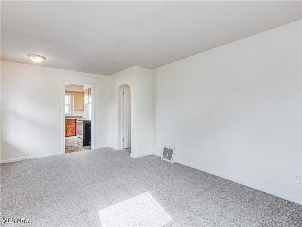 2703 Oakwood Drive - Photo 6 of 23