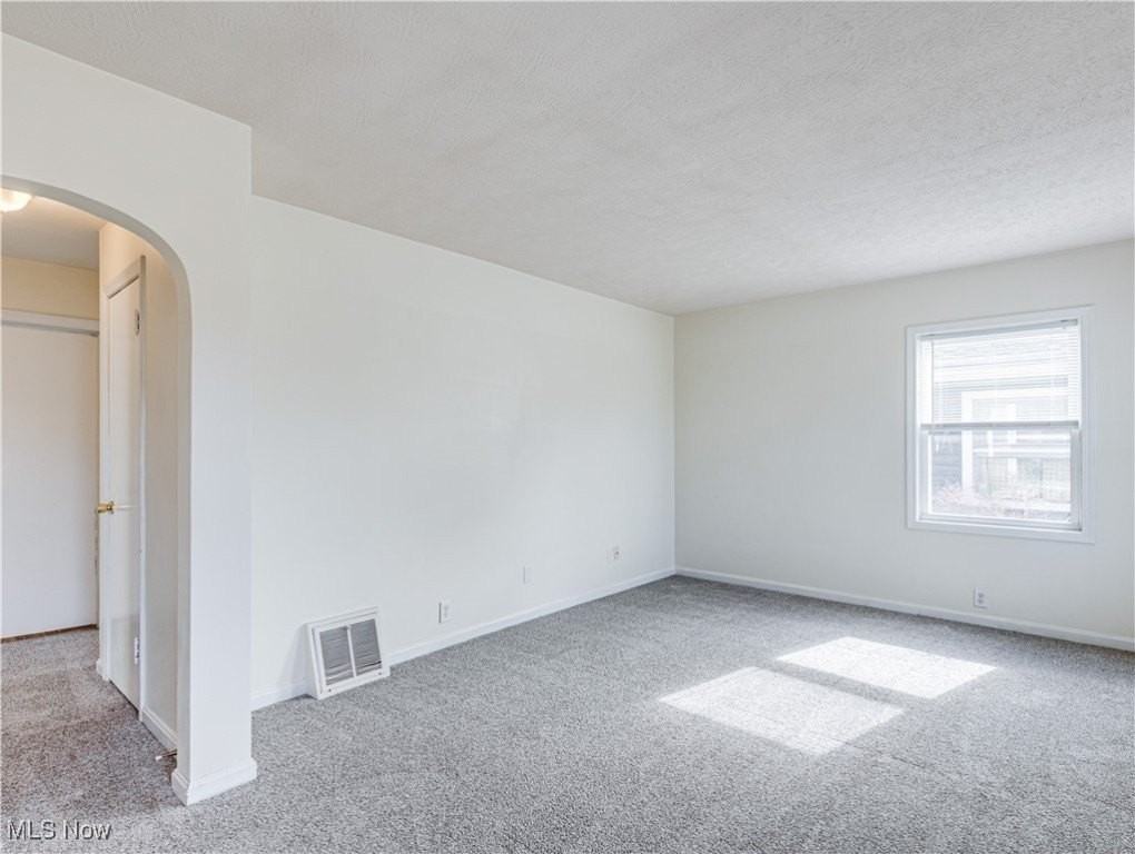 2703 Oakwood Drive - Photo 7 of 23