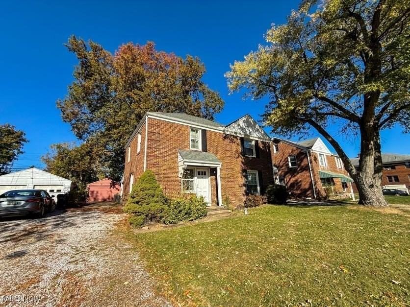 2321 Broad Boulevard - Photo 2 of 22