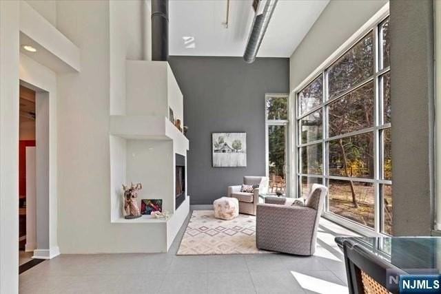 954 Pines Ter - Photo 6 of 40