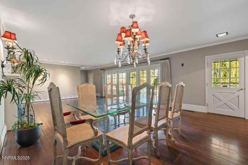 1880 Meadowview Ln - Photo 6 of 35