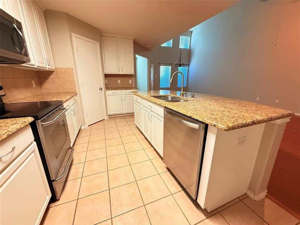 10155 Summit Run Dr - Photo 7 of 30