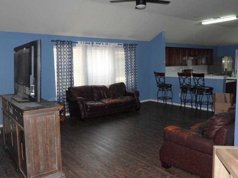 5707 Goldfinch Way - Photo 3 of 8