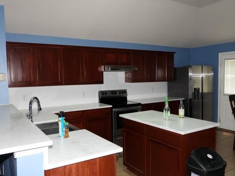 5707 Goldfinch Way - Photo 5 of 8