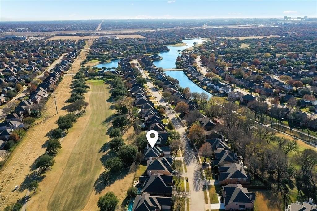 5712 Lafayette Drive - Photo 2 of 38