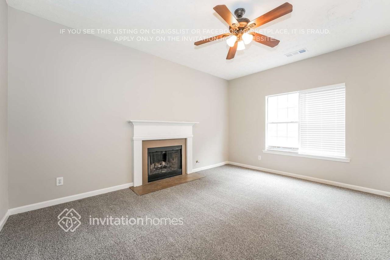 514 Michael Cir - Photo 4 of 18