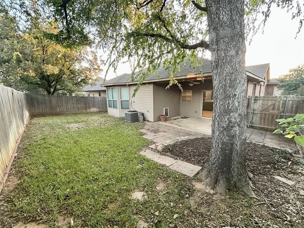 3105 Pecan Tree Dr - Photo 4 of 25